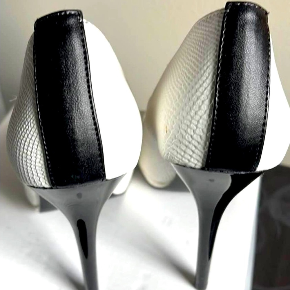 Women’s snake skin heels new